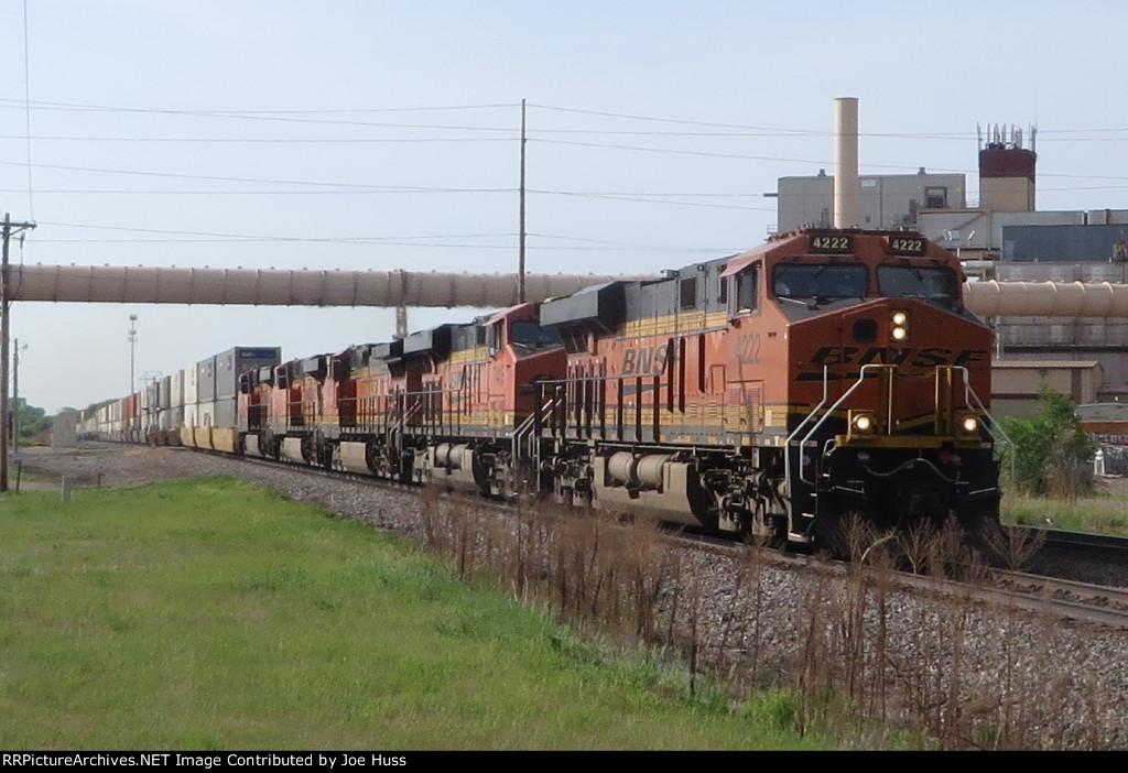 BNSF 4222 West